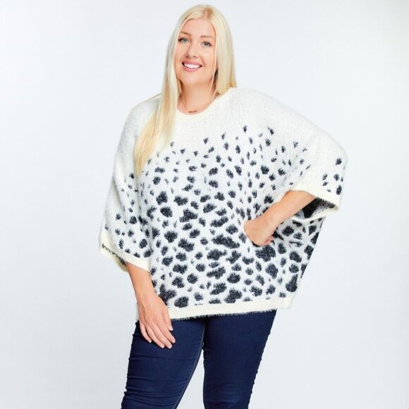 DAVI & DANI Plus Size White Fuzzy Sweater with Black Leopard Print, Oversized - Picture 5 of 5